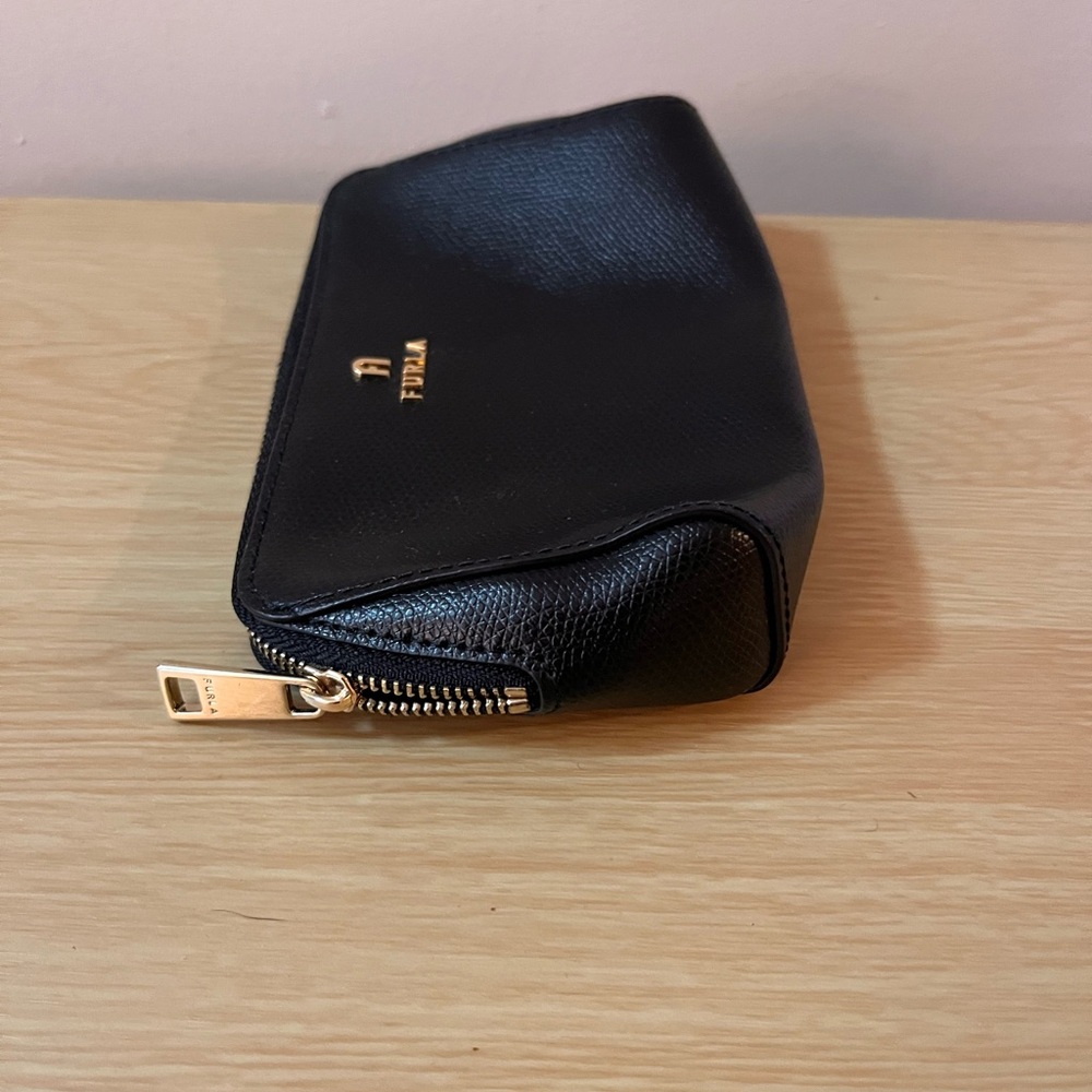 FURLA’S pouch - Picture 2 of 5